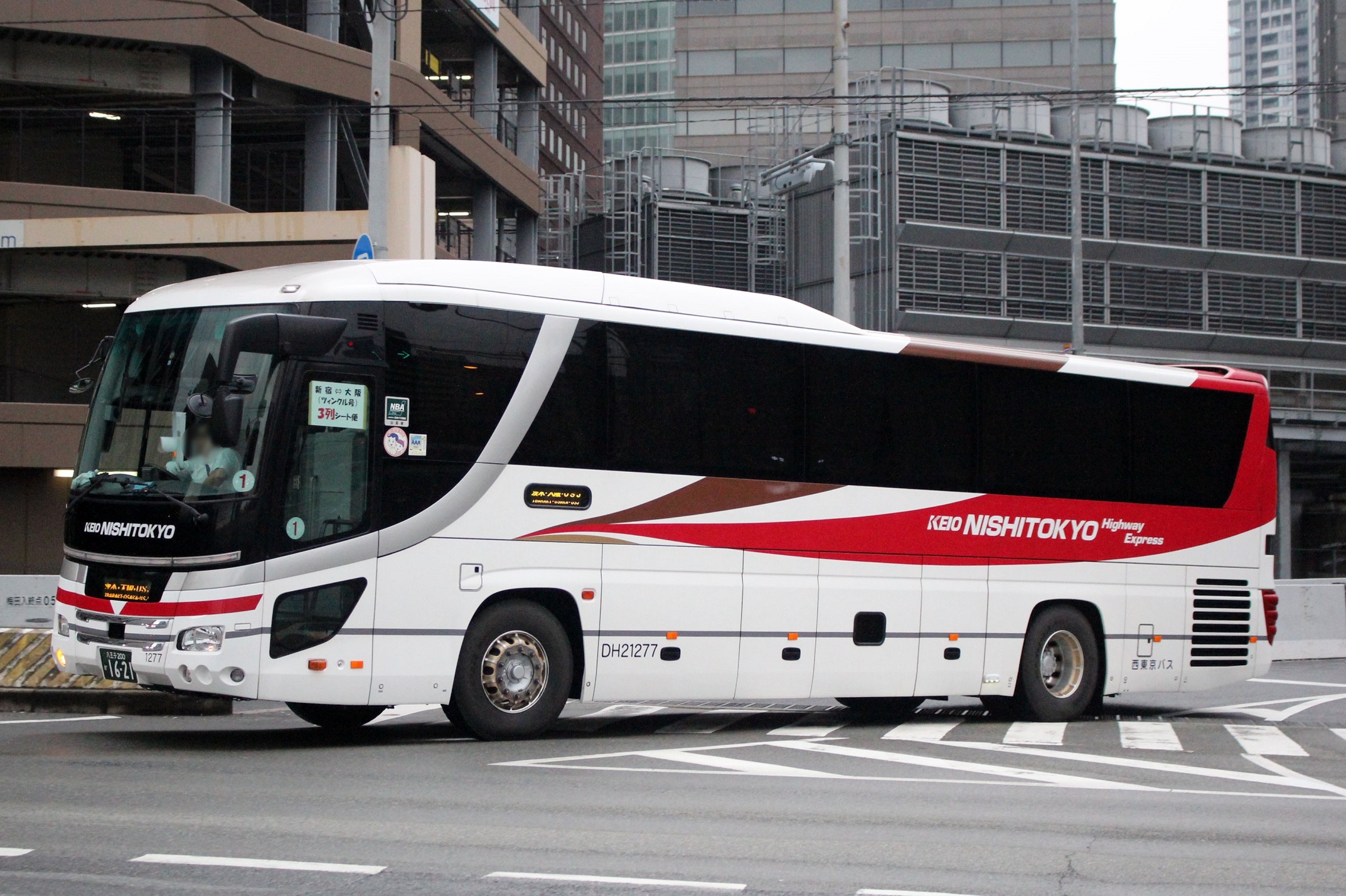 西東京バス DH21277