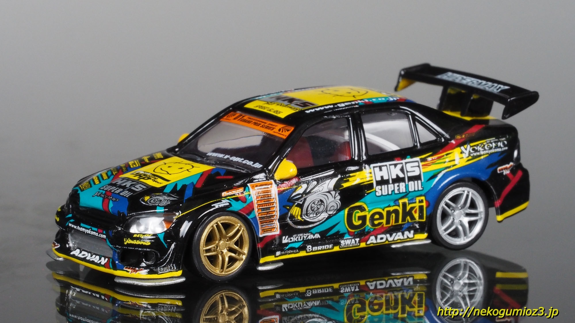 1/64 HKS GENKIレーシング パフォーマー IS-220-R ALTEZZA 2004 (谷口 
