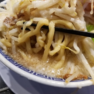 万人家中山　G麺　麺ｽｰﾌﾟ