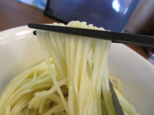モン吉　塩つけｼﾞｬﾝｷｰ　麺