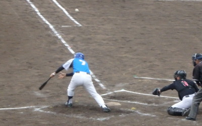 P6214529 熊本市教組５回表１死三塁から３番が一塁後方へのポテン打で１点追加